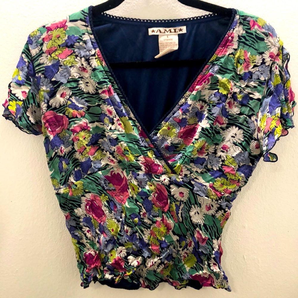 AML, Large blouse